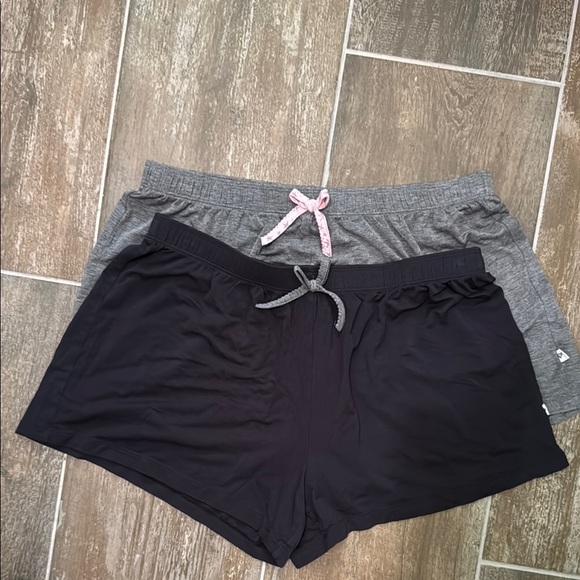 2 pairs of Casual Shorts one Gray & one Black with Drawstring - Picture 3 of 9